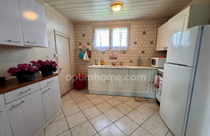 Maison de plain-pied avec beau potentiel — photo 2