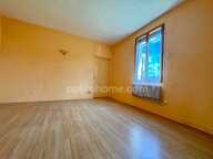 Maison de plain-pied avec beau potentiel — photo 4