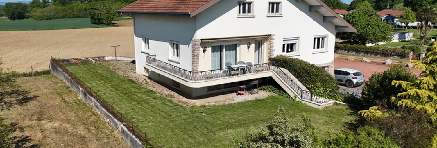 Maison 9 Pièces 221 m² à vendre à Saint-Didier-d'Aussiat (01340)