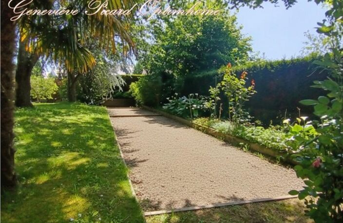 COUP DE CŒUR À PONTIVY – Maison 165 m² – Jardin paysagé 2 000 m² – Dépendance 70 m² — photo 5