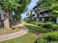 Appartement T2 dernier étage avec balcon et parking — photo 3