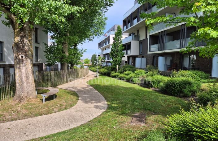 Appartement T2 dernier étage avec balcon et parking — photo 3