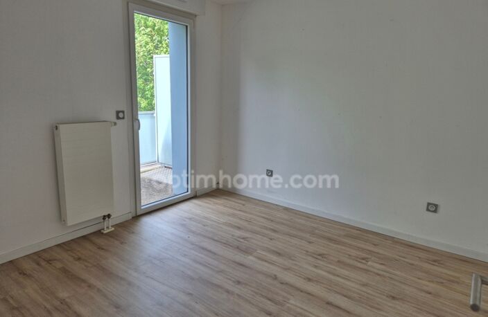 Appartement T2 dernier étage avec balcon et parking — photo 5