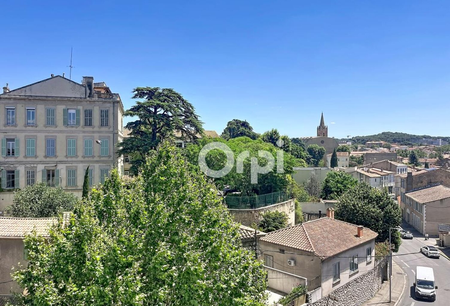 Résidence LE NOSTRADAMUS - Appartement T4 À Vendre Proche centre ville — photo 1