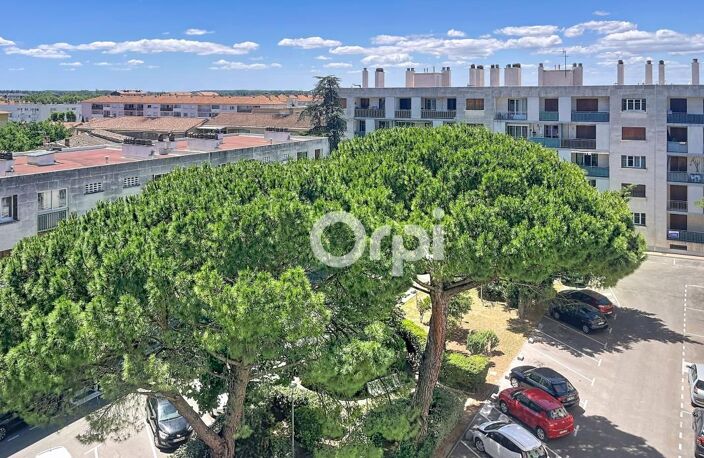Résidence LE NOSTRADAMUS - Appartement T4 À Vendre Proche centre ville — photo 2