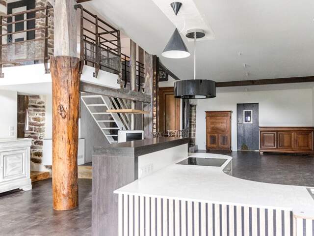 Maison familale alliant charme et authenticité proche de Lure — photo du bien