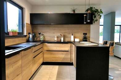 Maison 4 pièces 304680 €