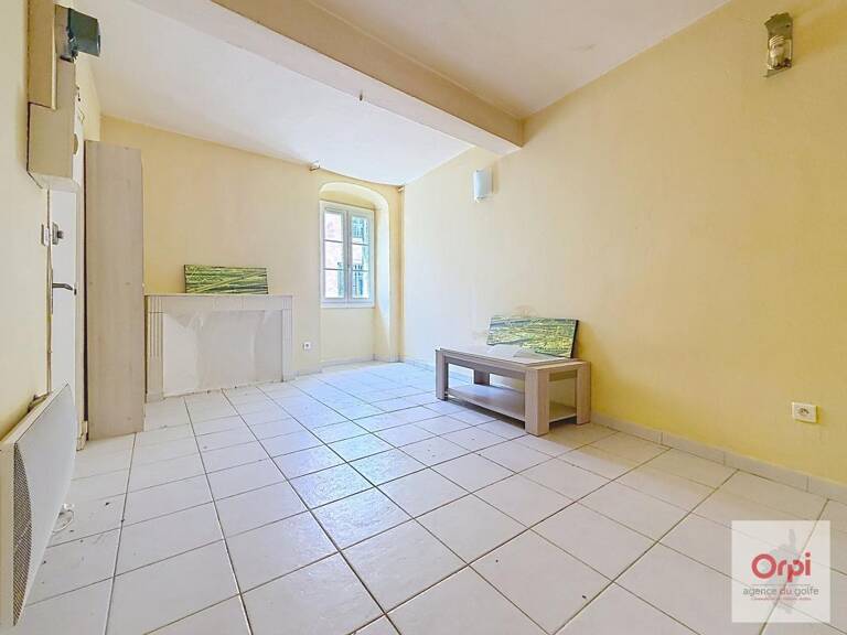 Appartement À Vendre — photo 1