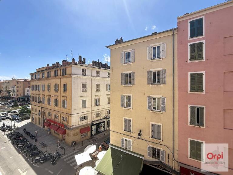 Appartement À Vendre — photo 1