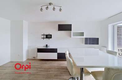 Appartement 3 pièces 890 €