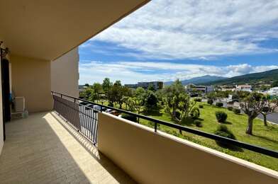 Appartement 4 pièces 159000 €