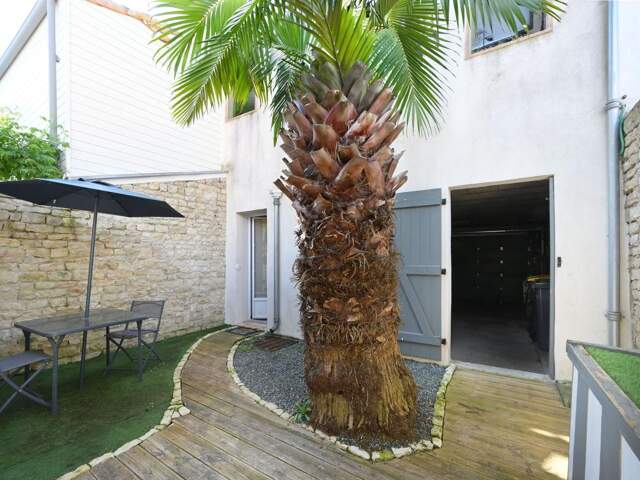 Deux appartements avec garage — photo du bien