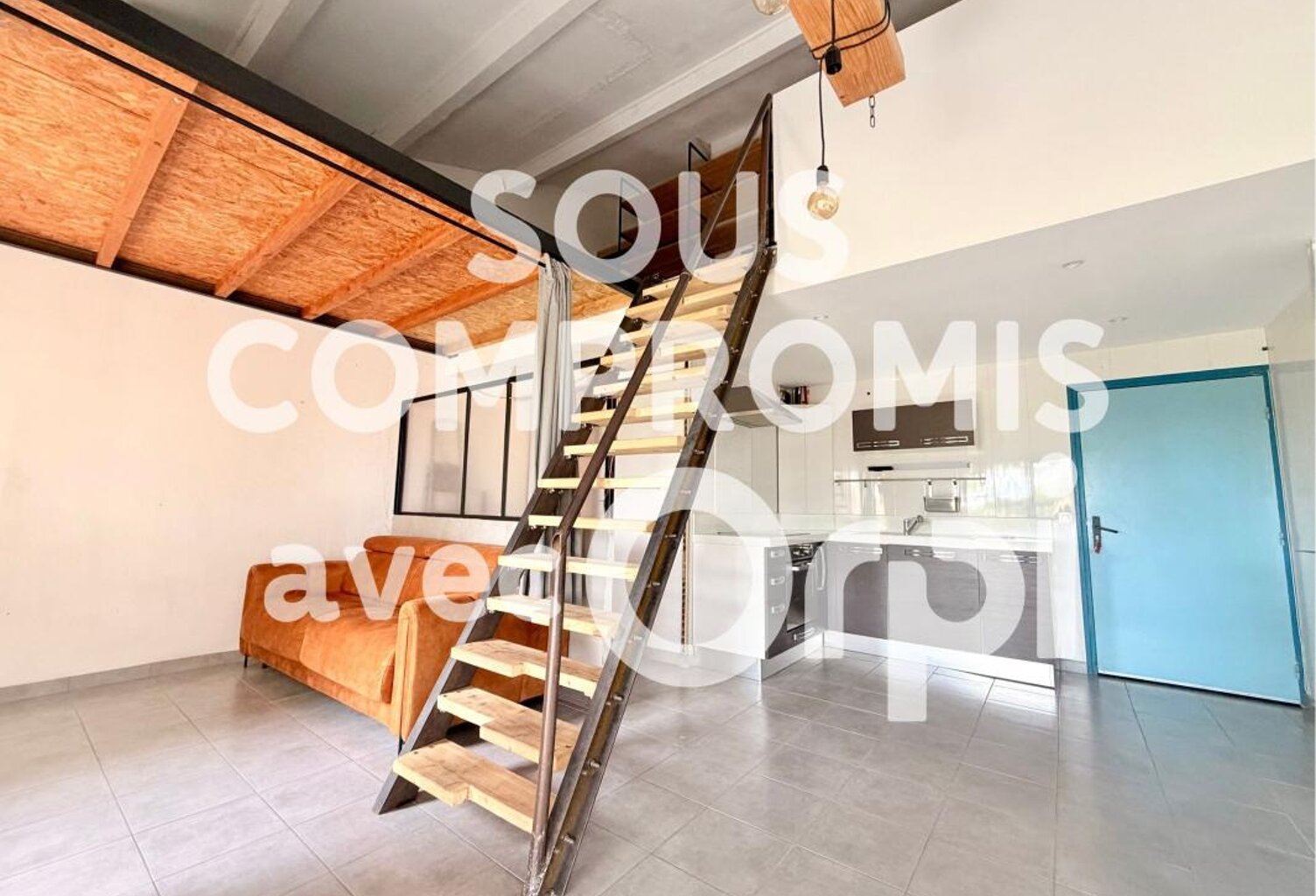 Appartement dernier étage avec balcon — photo 1