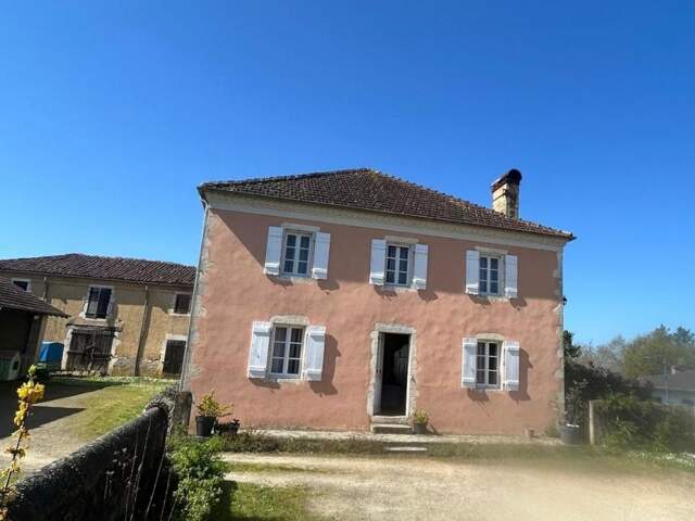 Maison de maître et ses dépendances sur plus de 5500 m² — photo du bien