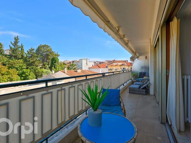APPARTEMENT 3 PIÈCES - TERRASSE - GARAGE — photo du bien