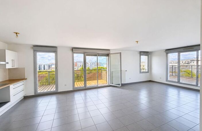 Toulouse Nord proche métro Appartement 5 pièces terrasse double parking À Vendre — photo 3