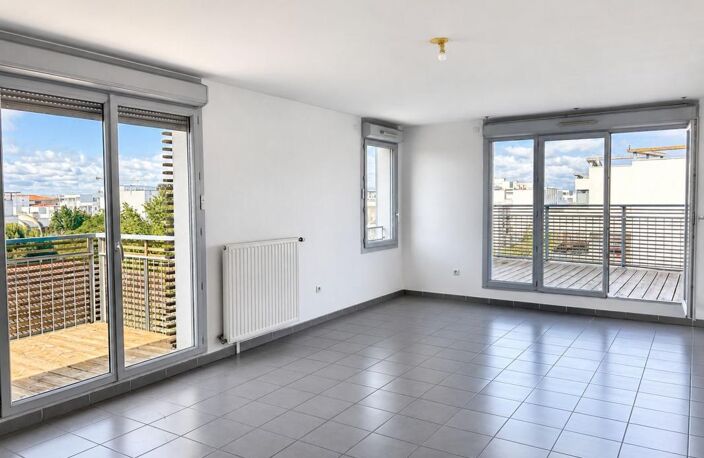 Toulouse Nord proche métro Appartement 5 pièces terrasse double parking À Vendre — photo 4