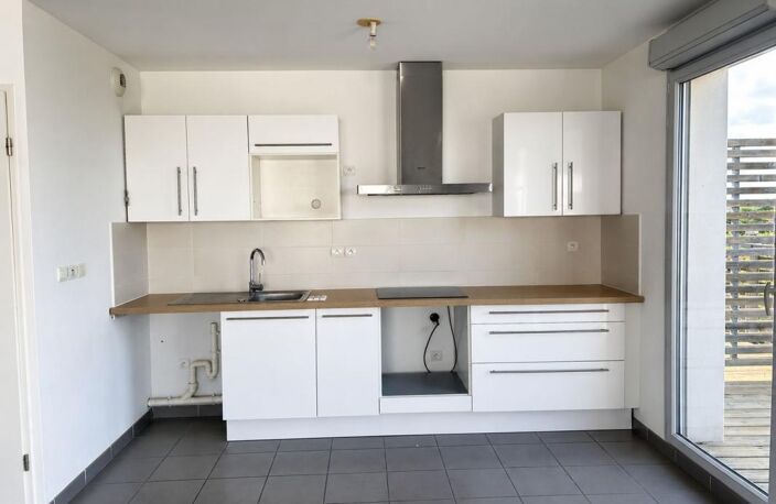 Toulouse Nord proche métro Appartement 5 pièces terrasse double parking À Vendre — photo 5