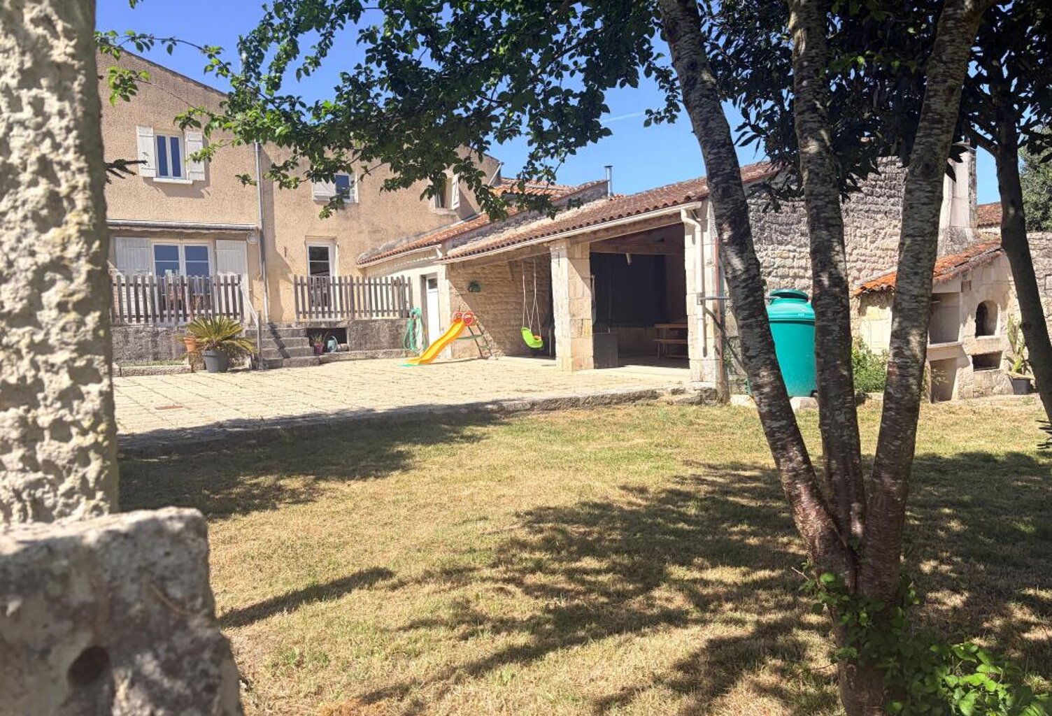 Maison de charme à Crazannes — photo 1