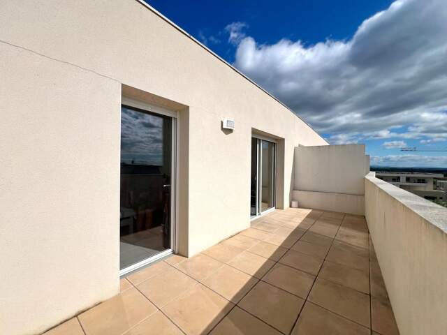 APPARTEMENT T2 - TERRASSE - PARKING — photo du bien