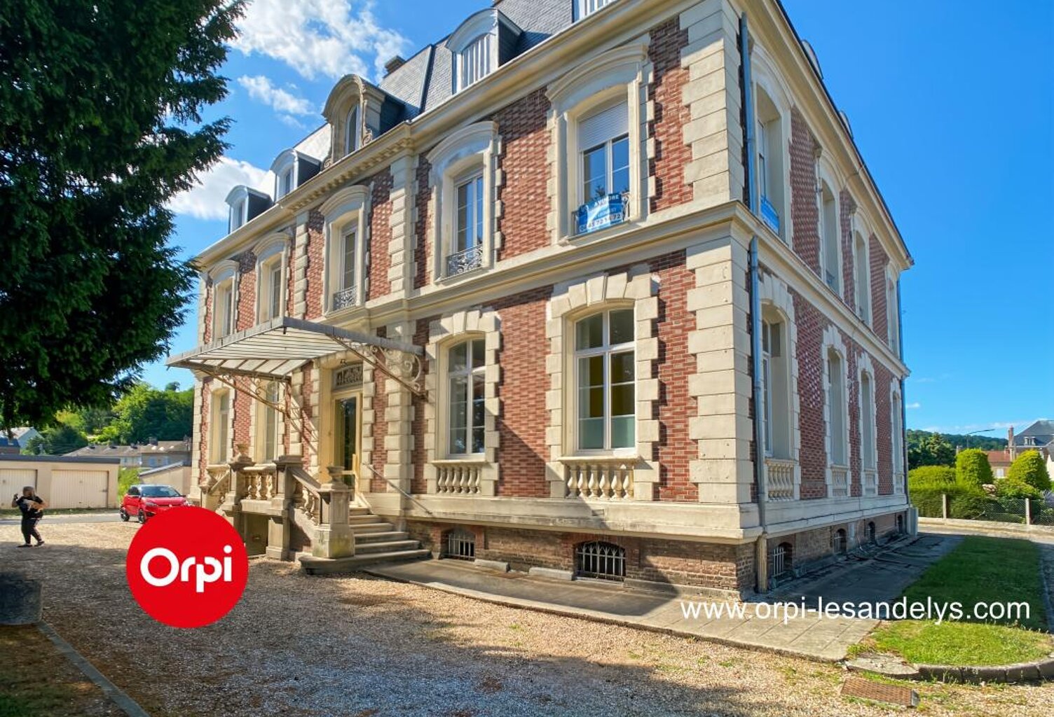 Les Andelys Centre ville-  Appartement T2 avec ascenseur - 59 m² — photo 1