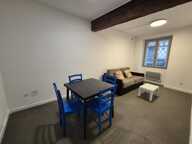 Toulouse Capitole Appartement type 2 traversant avec cave — photo 2