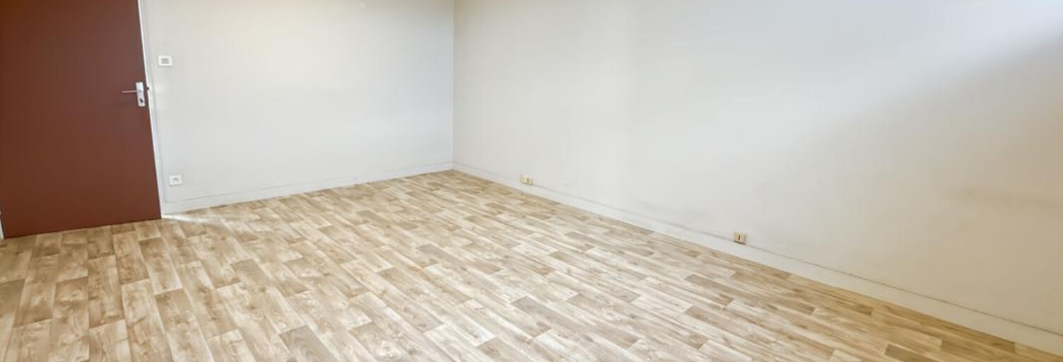 Bureau  19 m² à louer à Saran (45770)