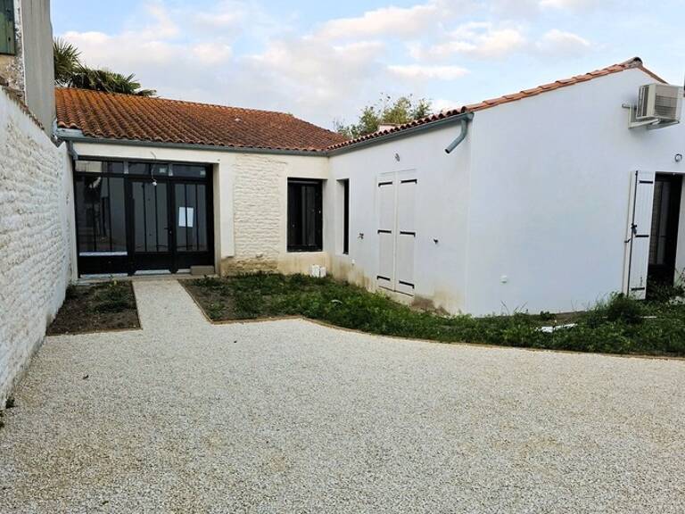 Charente Maritime (17), AV belle maison 6 pièces 101m² sur terrain 210m² idéalement située cœur ville DOLUS OLERON — photo 1