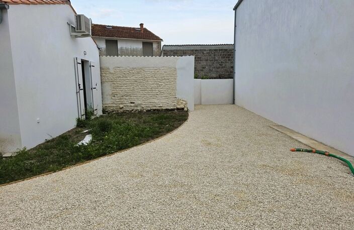 Charente Maritime (17), AV belle maison 6 pièces 101m² sur terrain 210m² idéalement située cœur ville DOLUS OLERON — photo 4