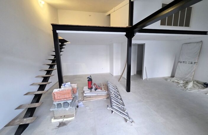 Charente Maritime (17), AV belle maison 6 pièces 101m² sur terrain 210m² idéalement située cœur ville DOLUS OLERON — photo 5