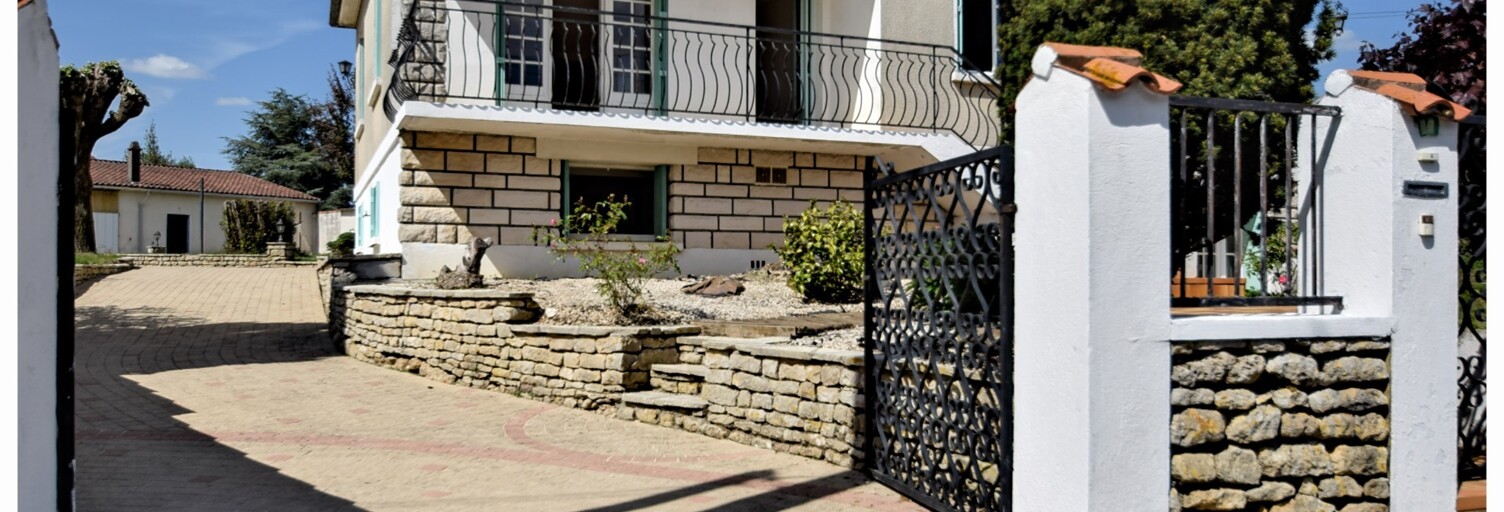 Maison 5 Pièces 150 m² à vendre à Aigondigné (79370)
