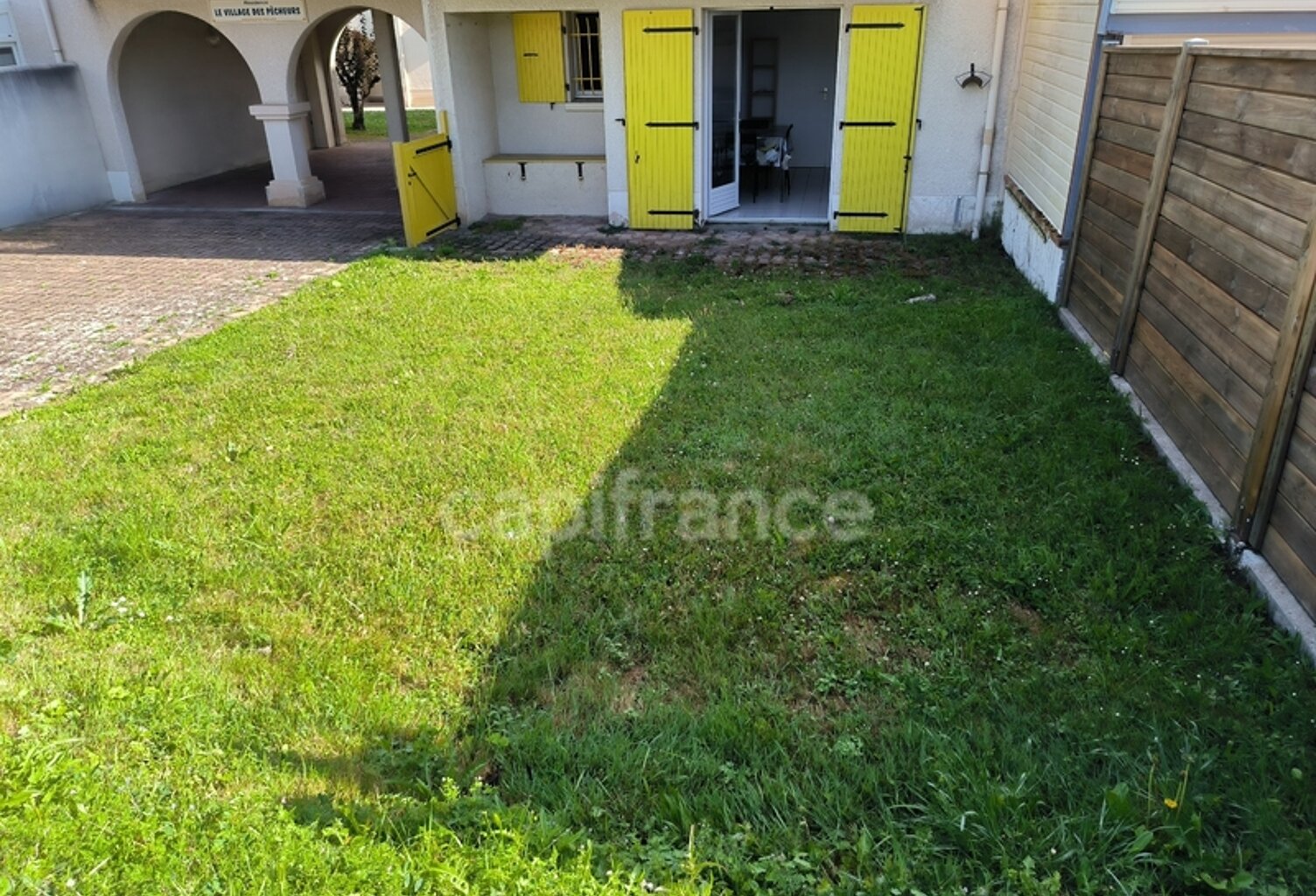 Appartement à vendre 1 pièces avec 35m² environ d'extérieur et parking sécurisé MESCHERS SUR GIRONDE (17) — photo 1