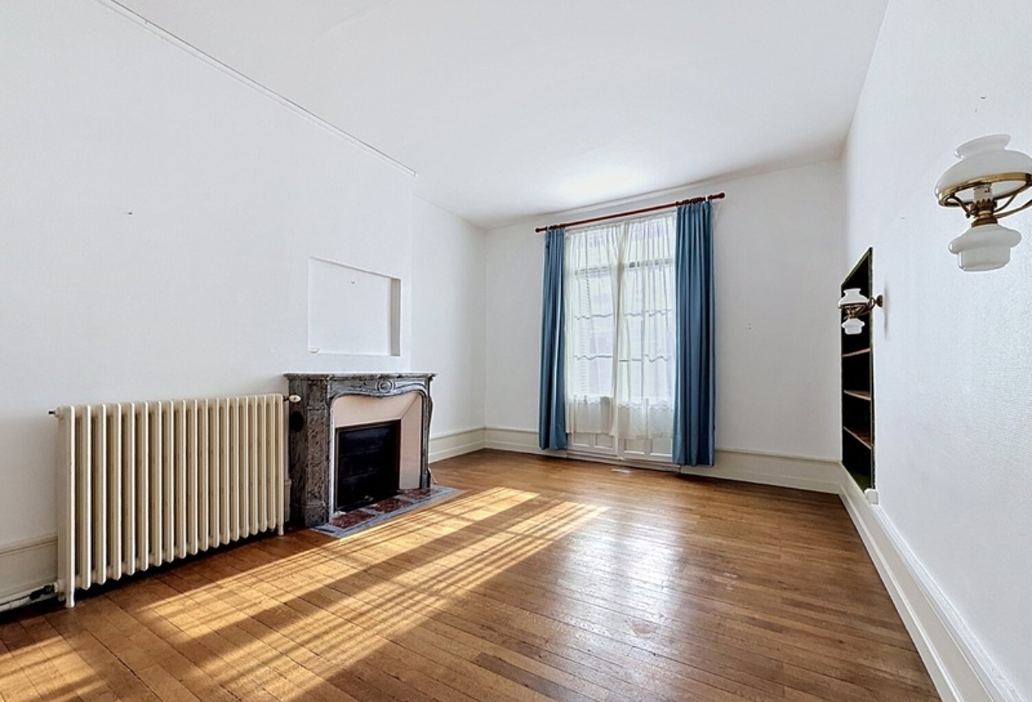 Appartement à vendre 4 pièces CHATEAU RENAULT (37) — photo 1