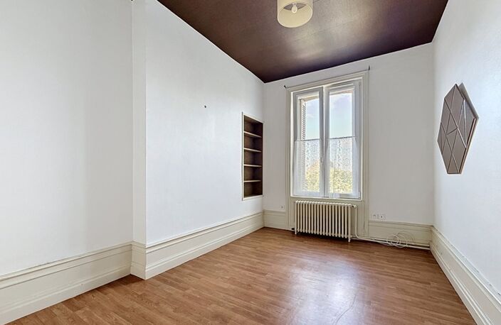 Appartement à vendre 4 pièces CHATEAU RENAULT (37) — photo 3