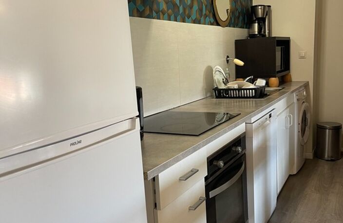 Appartement à vendre 3 pièces LEZIGNAN CORBIERES (11)- À deux pas de la gare – Charmant appartement cosy dans maison bourgeoise — photo 5