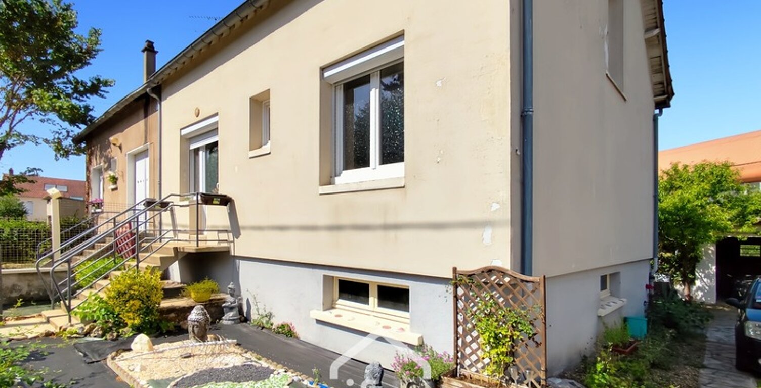 Dpt Sarthe (72), à vendre BESSE SUR BRAYE maison P6 de 94 m² - Terrain de 524,00 m² — photo 1