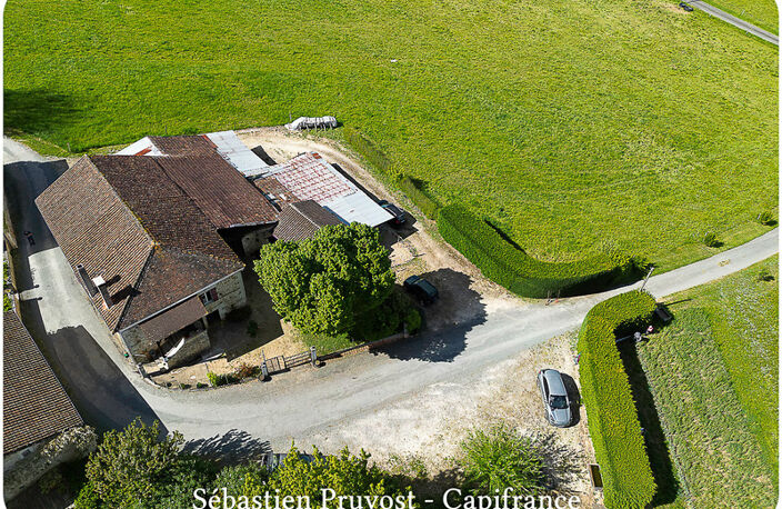 Proche de BRANTOME (24)Fermette à vendre 62m2, Combles 90m2, Grange 140m2, Dépendance, Terrain 5835m2 — photo 5