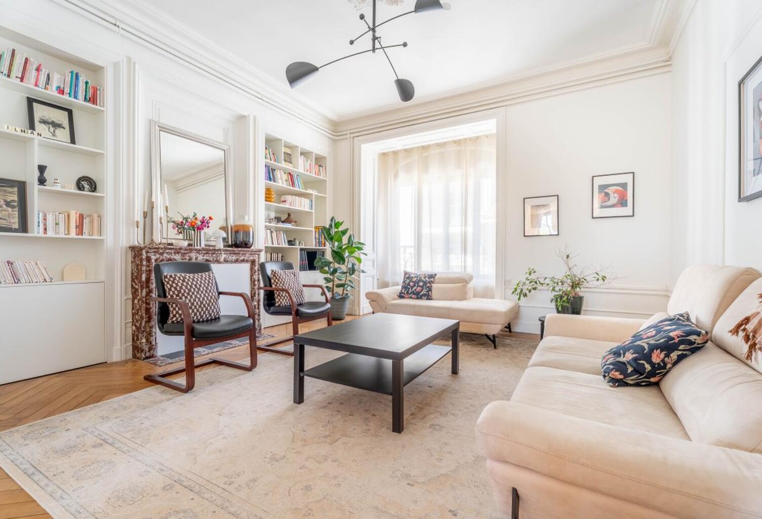 Appartement À Vendre — photo 1