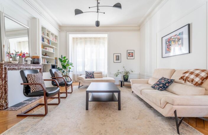 Appartement À Vendre — photo 2