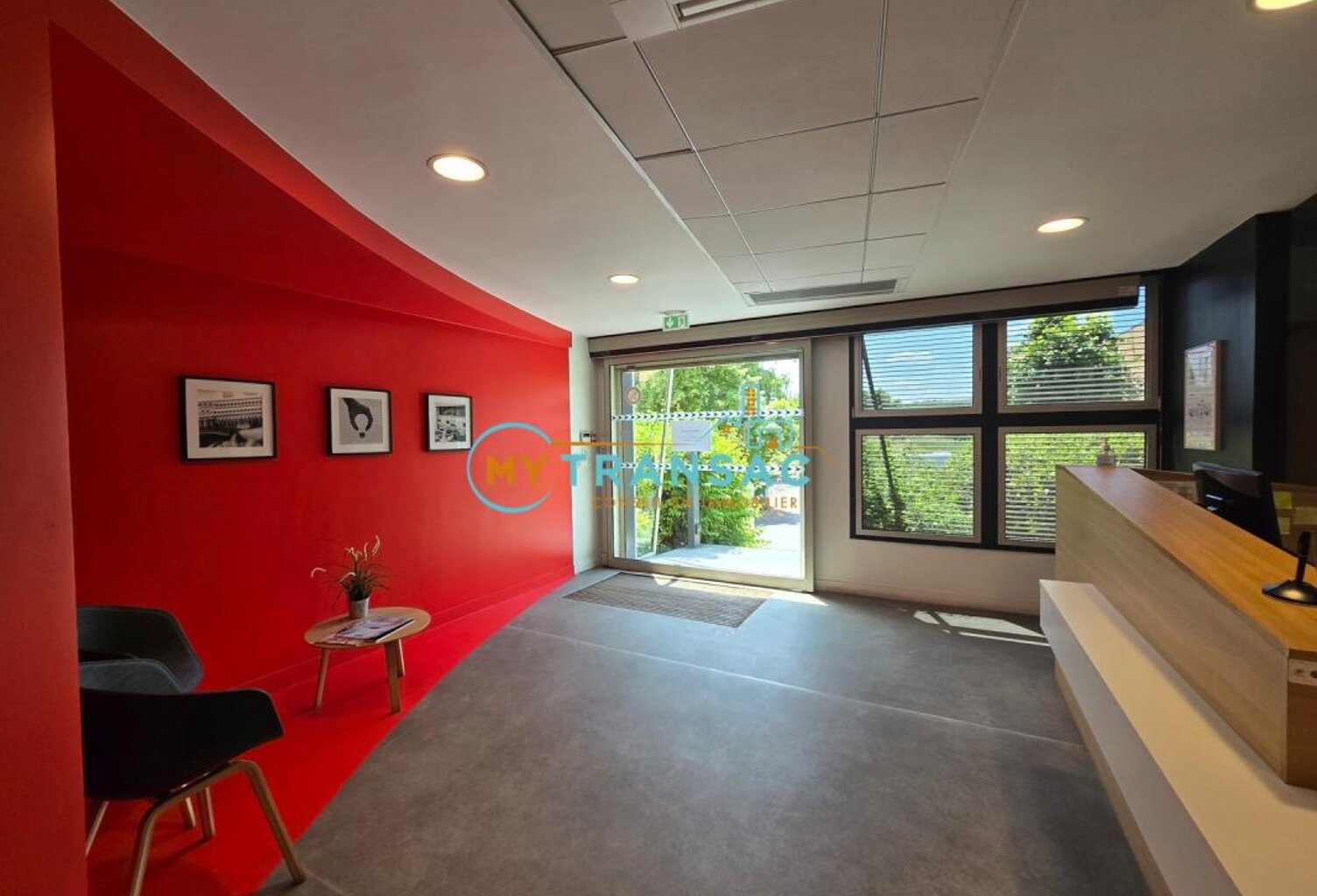 IMMEUBLE DE BUREAUX indépendant - A LOUER - TORCY 77 - MY Transac - Bâtiment indépendant avec nombreux parking à proximité des transports — photo 1