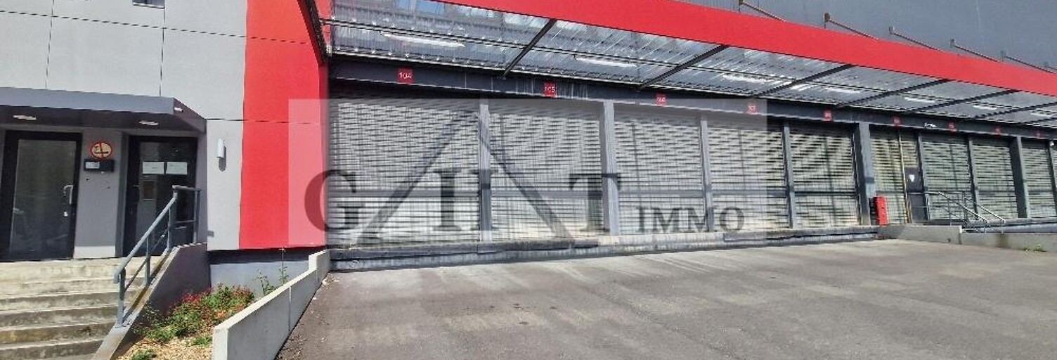 Local industriel  1718 m² à louer à Le Blanc-Mesnil (93150)