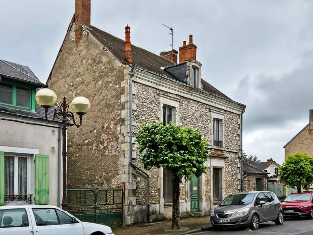Maison de 5 pièces de 126 m² à Mehun-sur-Yèvre — photo du bien