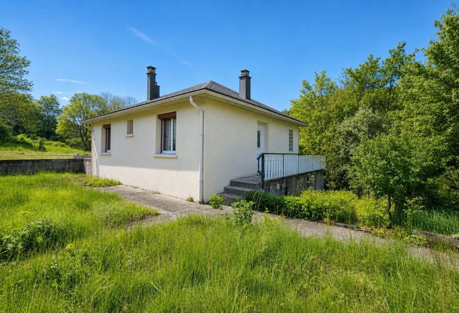 Maison 5 pièces avec jardin à Besse-et-Saint-Anastaise — photo 1