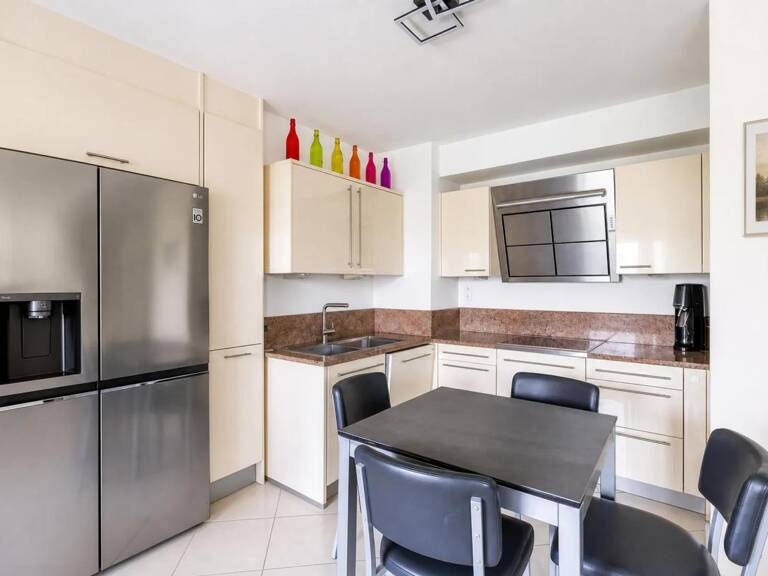 T4 90m² Meyzieu - suite parentale - Résidence avec piscine - — photo 1