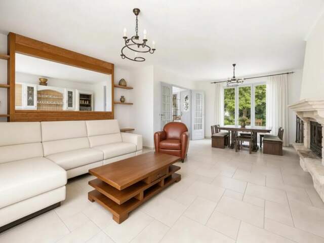 Maison 165 m² avec jardin - Orly — photo du bien