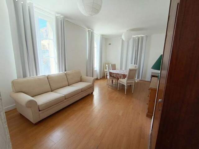 Maison À Vendre — photo du bien
