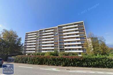 Appartement 3 pièces 742 €