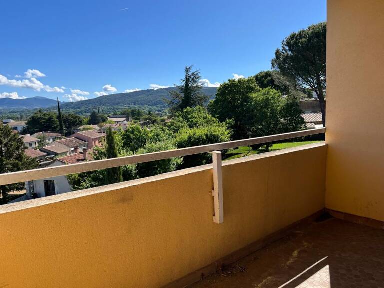 Appartement À Vendre — photo 1