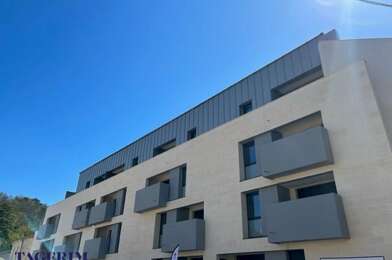 Appartement 3 pièces 824 €