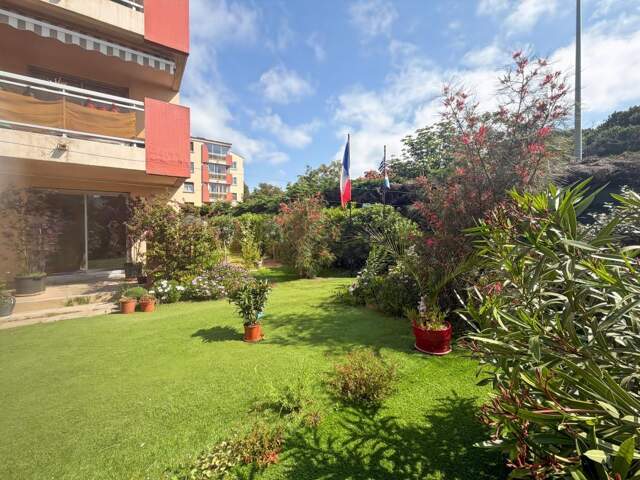 Appartement À Vendre 3 pièces  68 m² — photo du bien